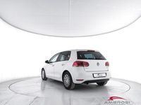 Usata VW Golf VII Highline 104 CV (76 kW) 2012 Bianco