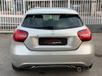 Usata Mercedes A180 109 CV (80 kW) 2017 Grigio Utilitaria