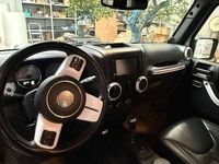 Usata Jeep Wrangler 200 CV (147 kW) 2014 Argento SUV