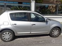 Usata Dacia Sandero 70 CV (51 kW) 2009 Grigio Utilitaria