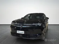 Usata Opel Grandland Electric 136 CV (100 kW) 2025 Karbon black (metallizzato) SUV