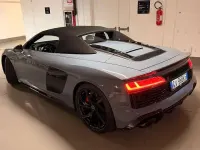Usata Audi R8 Spyder Performance 620 CV (456 kW) 2024 Grigio Cabrio