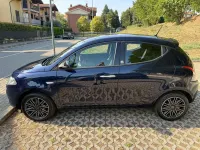 Usata Lancia Ypsilon 69 CV (50 kW) 2020 Blu/azzurro Utilitaria