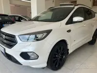 Usata Ford Kuga ST-Line 179 CV (131 kW) 2018 Bianco SUV