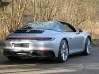 Usata Porsche 911 Carrera 4 GTS Targa 480 CV (353 kW) 2022 Cabrio