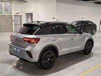 Nuova VW T-Roc R-line Plus 116 CV (85 kW) 2026 Pyrit silver/tetto nero SUV