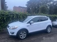Usata Ford Kuga 140 CV (102 kW) 2011 Bianco SUV