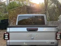 Usata Jeep Gladiator 264 CV (194 kW) 2021 Grigio Pick-up
