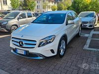 Usata Mercedes GLA220 177 CV (130 kW) 2016 Bianco SUV