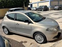 Usata Lancia Ypsilon Gold 69 CV (50 kW) 2015 Utilitaria