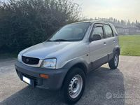 Usata Daihatsu Terios 82 CV (60 kW) 1999 Grigio SUV