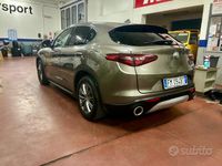Usata Alfa Romeo Stelvio 180 CV (132 kW) 2017 Marrone SUV