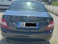 Usata Mercedes C200 136 CV (100 kW) 2010 Nero Berlina