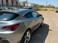 Usata Opel Astra GTC 180 CV (132 kW) 2012 Coupé