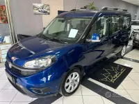 Usata Fiat Doblò Lounge 105 CV (77 kW) 2023 Blu Monovolume