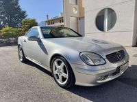 Usata Mercedes SLK320 218 CV (160 kW) 2000 Argento Cabrio