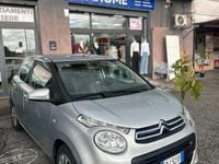 Usado Citroën C1 Live 72 CV (52 kW) 2019 Plateado Utilitario