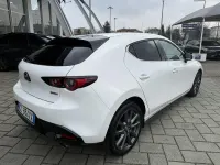 Usata Mazda 3 150 CV (110 kW) 2023 Arctic white cle Berlina