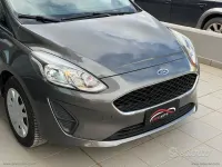 Usata Ford Fiesta 70 CV (51 kW) 2018 Grigio Utilitaria