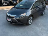 Usata Opel Zafira Tourer 140 CV (102 kW) 2012 Grigio Monovolume
