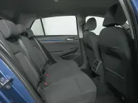 Usata VW Golf VIII Life 116 CV (85 kW) 2025 Blu Berlina