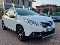 Usata Peugeot 2008 S 99 CV (72 kW) 2016 Bianco SUV