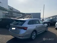Usata Skoda Octavia Style 116 CV (85 kW) 2023 Grigio Station wagon