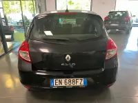 Usata Renault Clio III Dynamique 75 CV (55 kW) 2012 Other Berlina