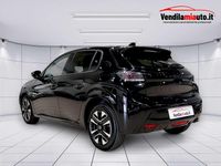 Usata Peugeot 208 Allure 101 CV (74 kW) 2025 Nero Utilitaria