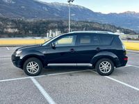 Usata Mitsubishi Outlander Instyle 140 CV (102 kW) 2007 Nero SUV