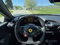 Usata Ferrari F8 721 CV (530 kW) 2022 Grigio Coupé