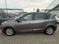 Usata Renault Scénic 110 CV (80 kW) 2015 Grigio Monovolume