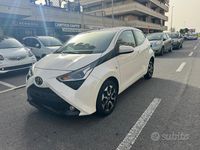Usata Toyota Aygo Connect Style 72 CV (52 kW) 2020 Bianco Utilitaria