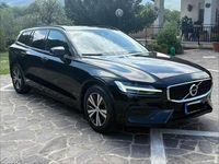Usata Volvo V60 Business Edition 150 CV (110 kW) 2019 Station wagon