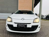 Usata Renault Mégane III 131 CV (96 kW) 2011 Bianco Station wagon