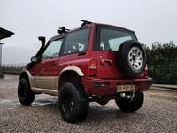 Usata Suzuki Vitara 96 CV (70 kW) 1999 Rosso SUV