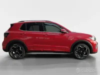 Nuova VW T-Cross R-line Plus 116 CV (85 kW) 2026 Rosso SUV