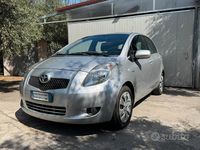 Usata Toyota Yaris 2008 Grigio Berlina