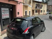 Usata Lancia Ypsilon Platinum 69 CV (50 kW) 2015 Nero Utilitaria