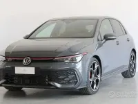 Usata VW Golf VIII GTI 265 CV (194 kW) 2024 Grigio Berlina