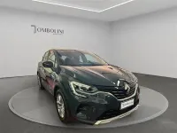 Usata Renault Captur Zen 101 CV (74 kW) 2021 Blu SUV