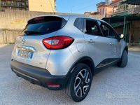 Käytetty Renault Captur 90 HP (66 kW) 2014 Harmaa Katumaasturi