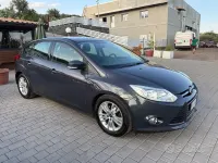 Usata Ford Focus Titanium 116 CV (85 kW) 2013 Grigio Berlina