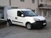 Usata Fiat Doblò 105 CV (77 kW) 2017 Bianco Monovolume