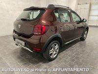 Usata Dacia Sandero Stepway 90 CV (66 kW) 2018 Marrone Berlina