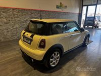 Usata Mini ONE 95 CV (69 kW) 2010 Beige Utilitaria
