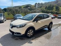 Usata Renault Captur Zen 90 CV (66 kW) 2016 Beige SUV