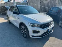 Usata VW T-Roc R-line 150 CV (110 kW) 2019 Grigio SUV