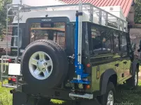 Usata Land Rover Defender SE 122 CV (89 kW) 2008 Verde Station wagon