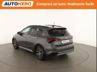 Usata Fiat Tipo Cross 131 CV (96 kW) 2024 Grigio Berlina